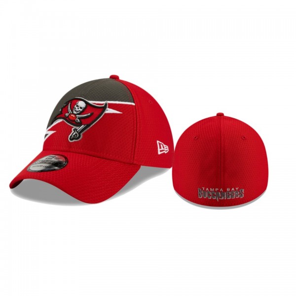 Tampa Bay Buccaneers Red Pewter Bolt 39THIRTY Flex...